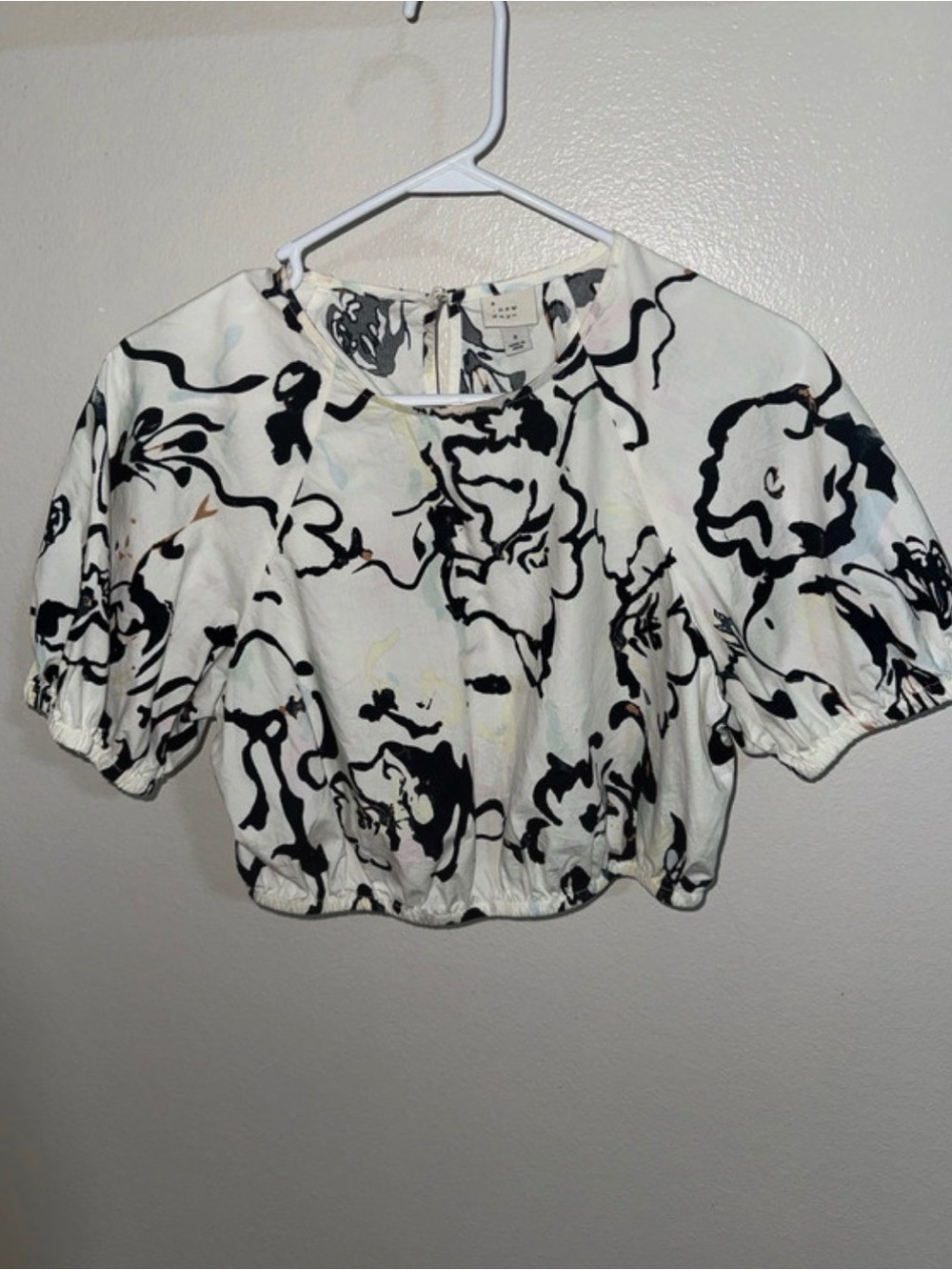 a new day White Crop Top with Abstract Black Floral Print